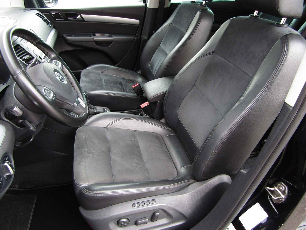 Volkswagen Sharan 2.0 TDi Highline