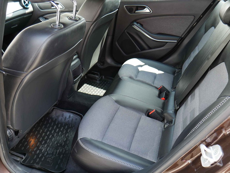 Mercedes-Benz GLA 2.2CDi  4Mat