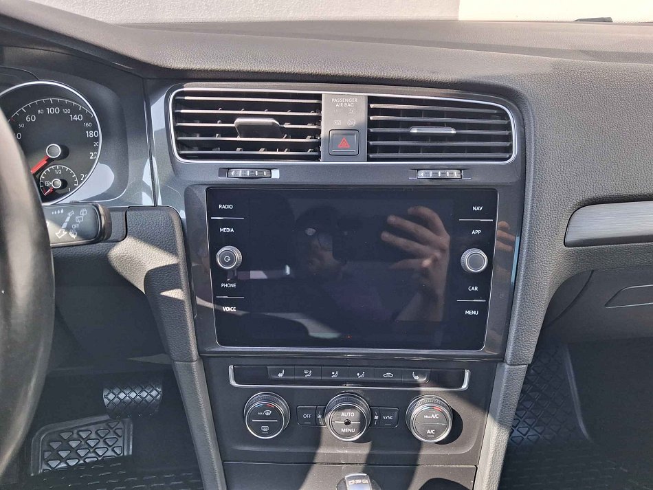 Volkswagen Golf 1.6 TDi Comfortline