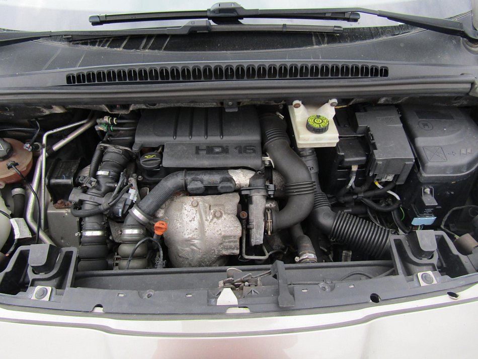 Peugeot 5008 1.6HDi 