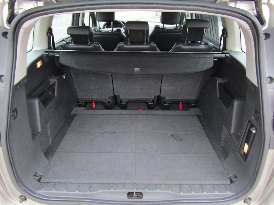 Peugeot 5008 1.6HDi 