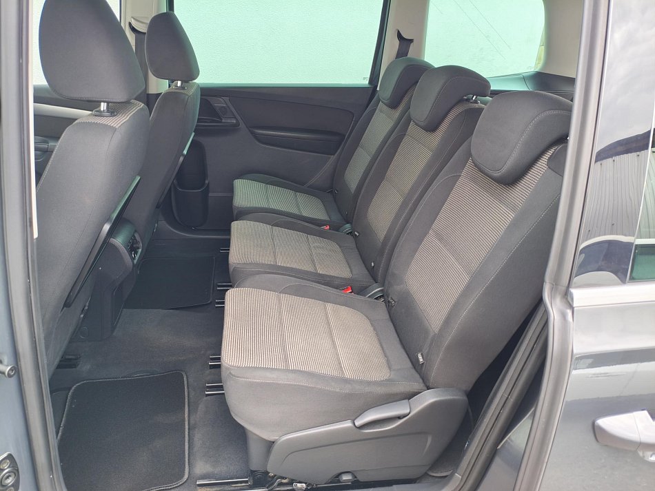 Volkswagen Sharan 2.0 TDi Comfortline 7míst