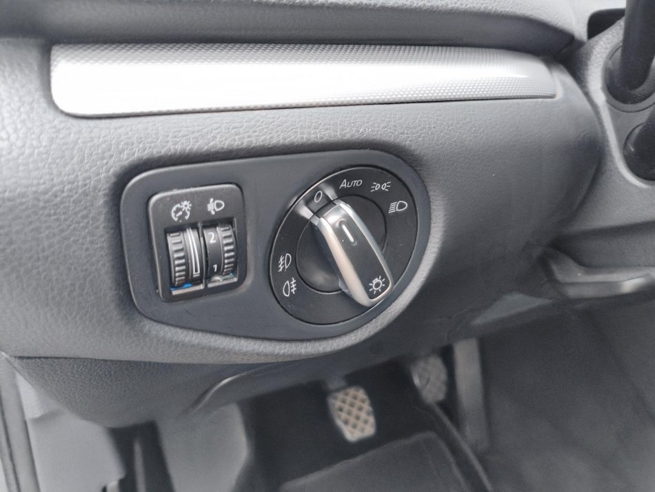 Volkswagen Sharan 2.0 TDi Comfortline 7míst