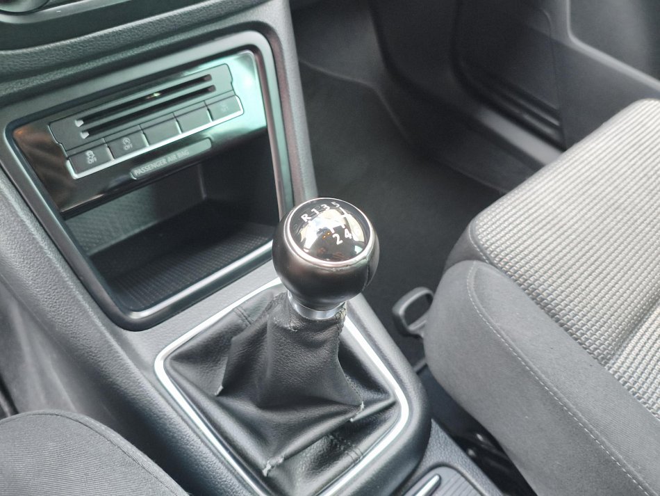 Volkswagen Sharan 2.0 TDi Comfortline 7míst