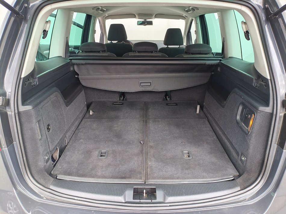 Volkswagen Sharan 2.0 TDi Comfortline 7míst