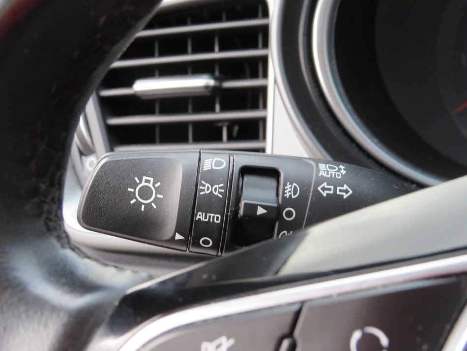 Kia Ceed 1.4i 