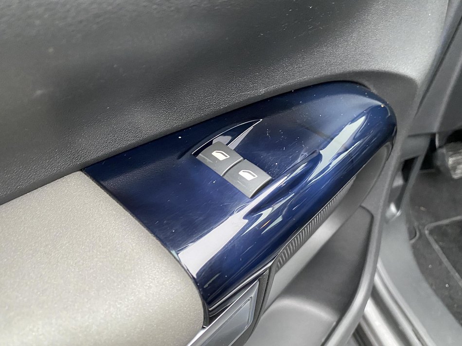 Citroën C4 Cactus 1.2 PT Shine