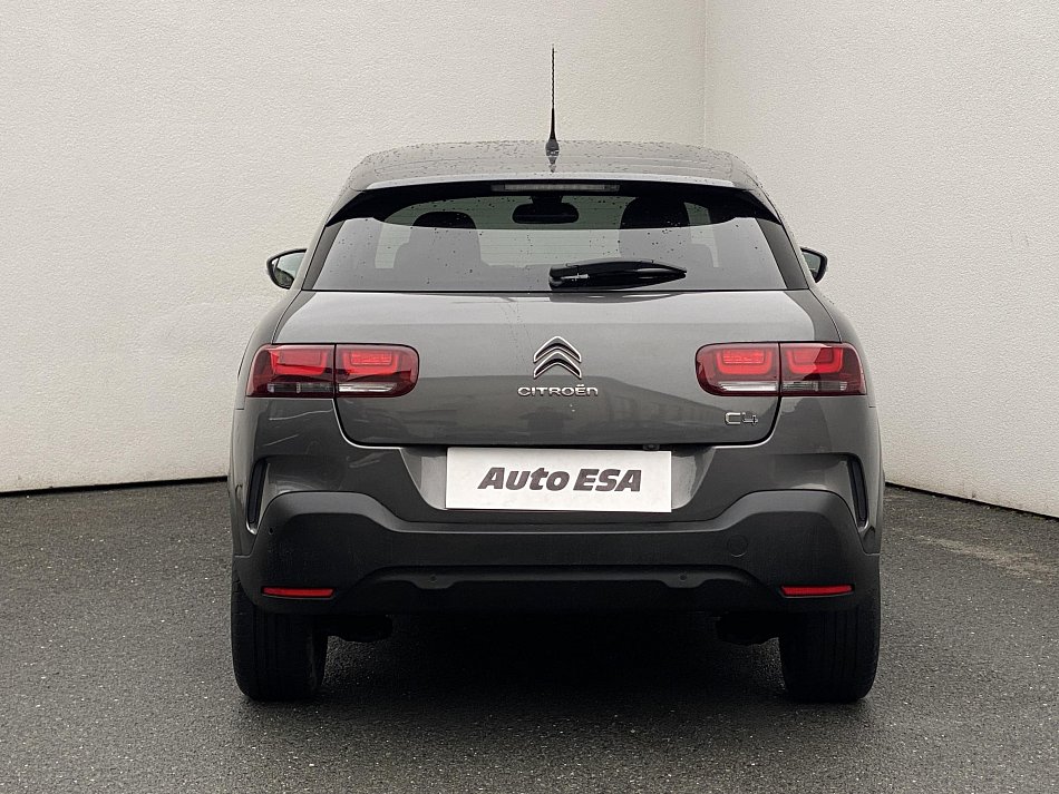 Citroën C4 Cactus 1.2 PT Shine