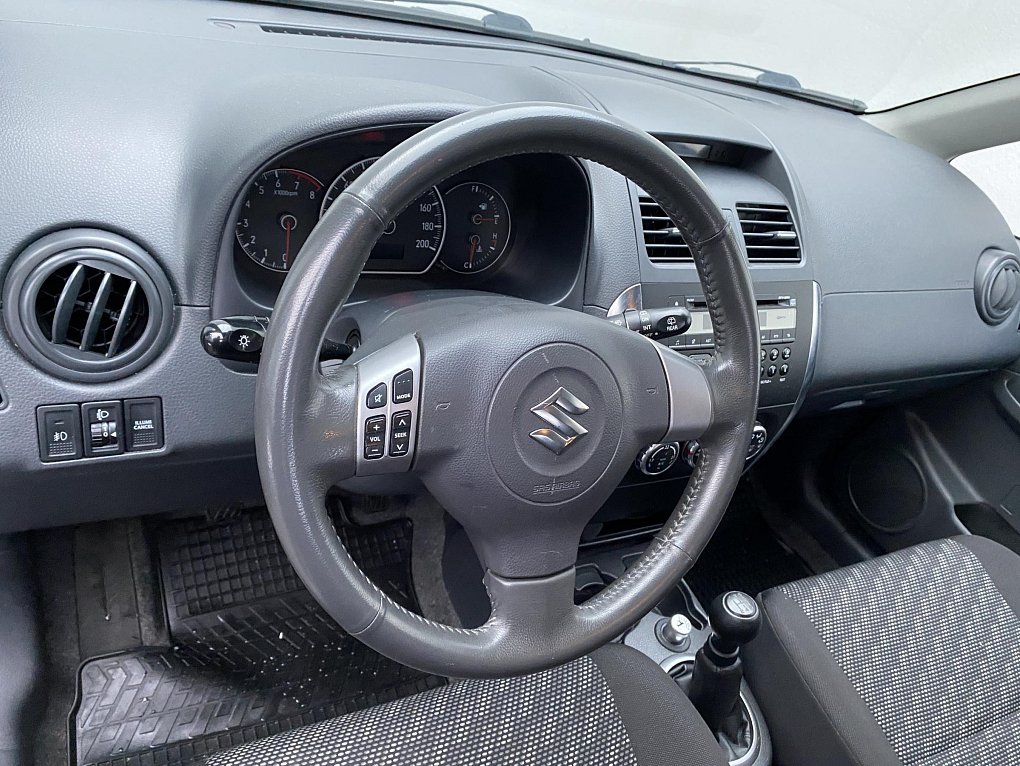 Suzuki SX4 1.6i 