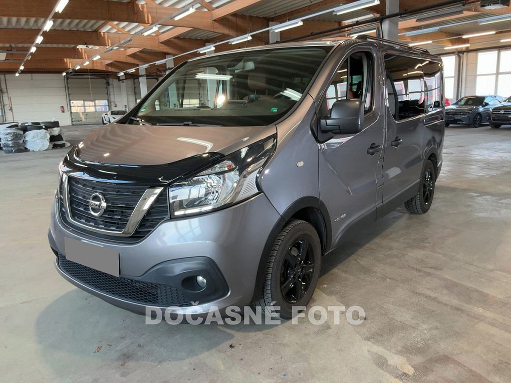 Nissan NV300 1.6dCi Premium 8míst