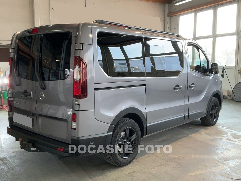Nissan NV300 1.6dCi Premium 8míst