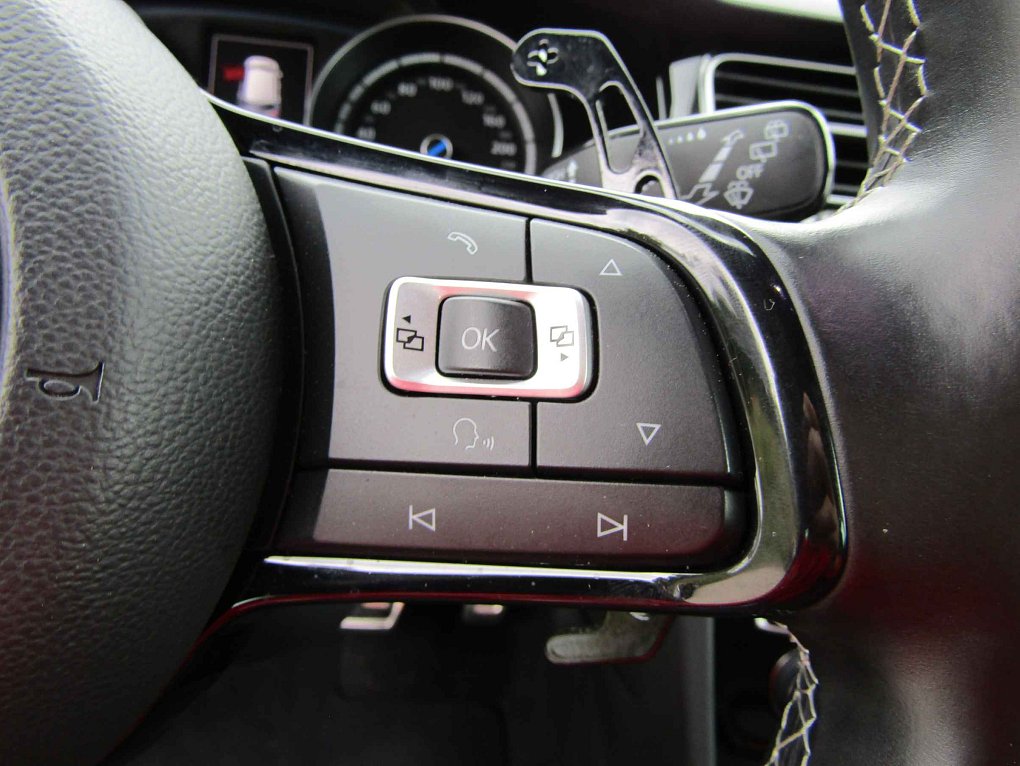 Volkswagen Golf 2.0TSi R 4x4