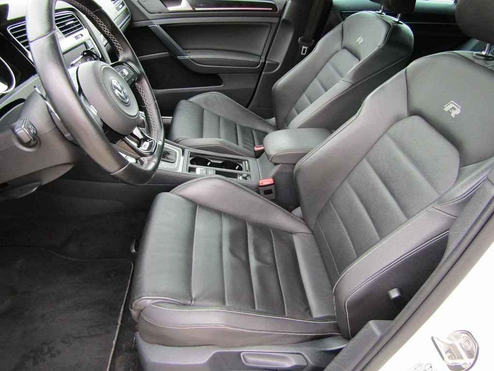Volkswagen Golf 2.0TSi R 4x4