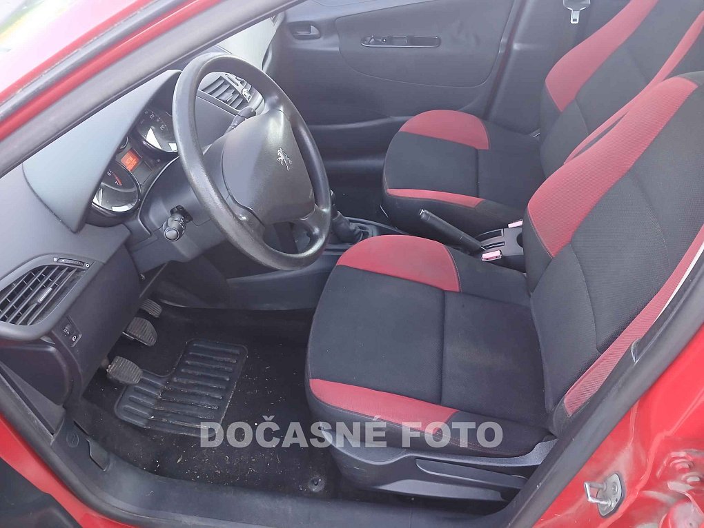 Peugeot 207 1.4i 