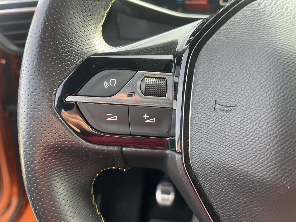 Peugeot 2008 1.2 PT GT Line