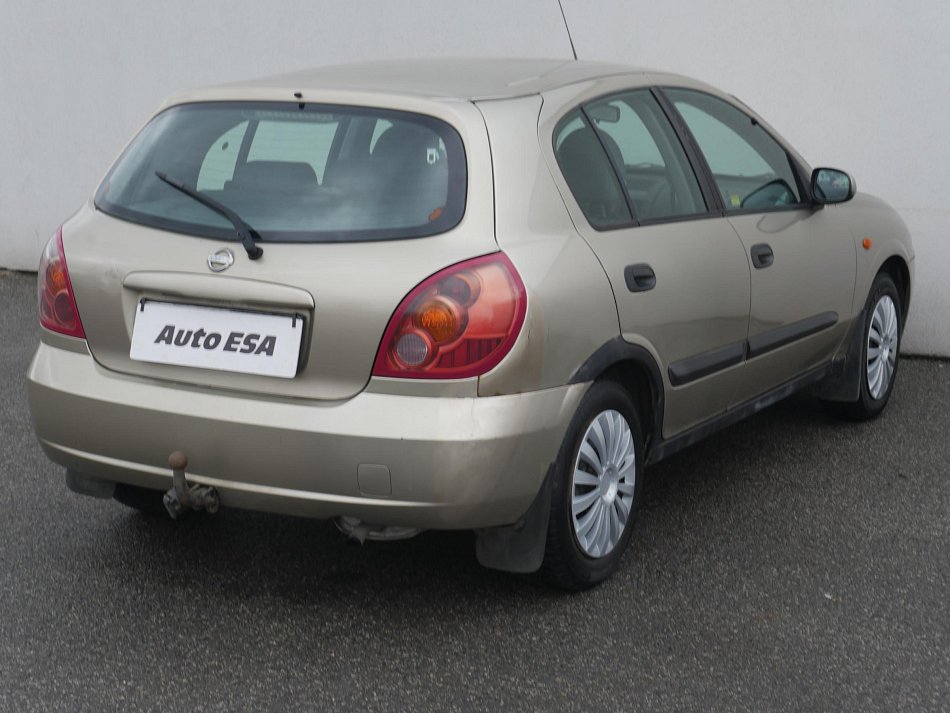 Nissan Almera 1.5 16V 