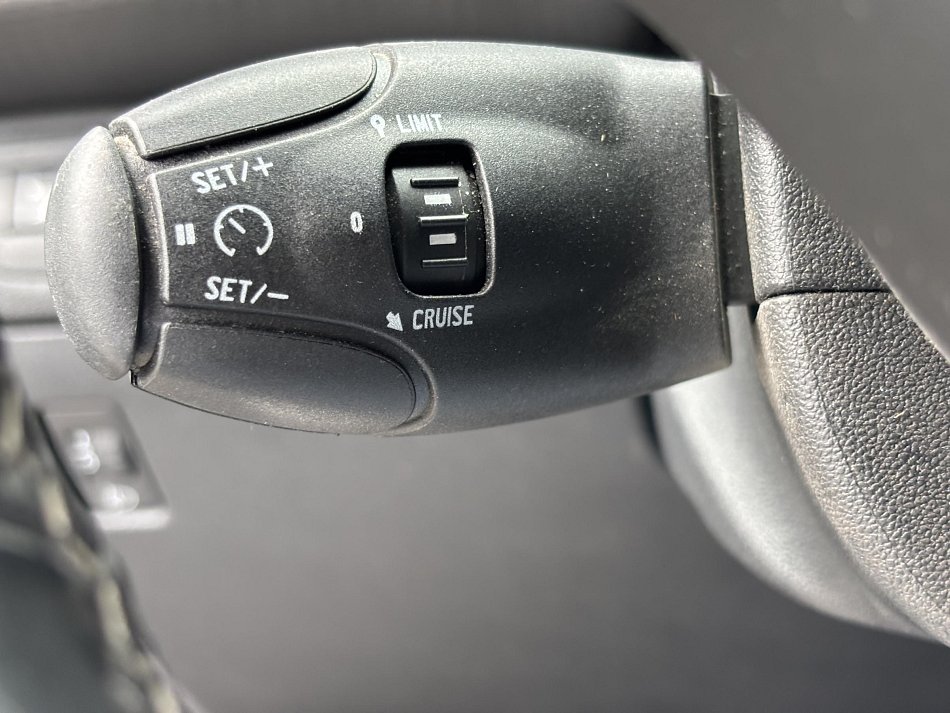 Peugeot 2008 1.2PT Allure