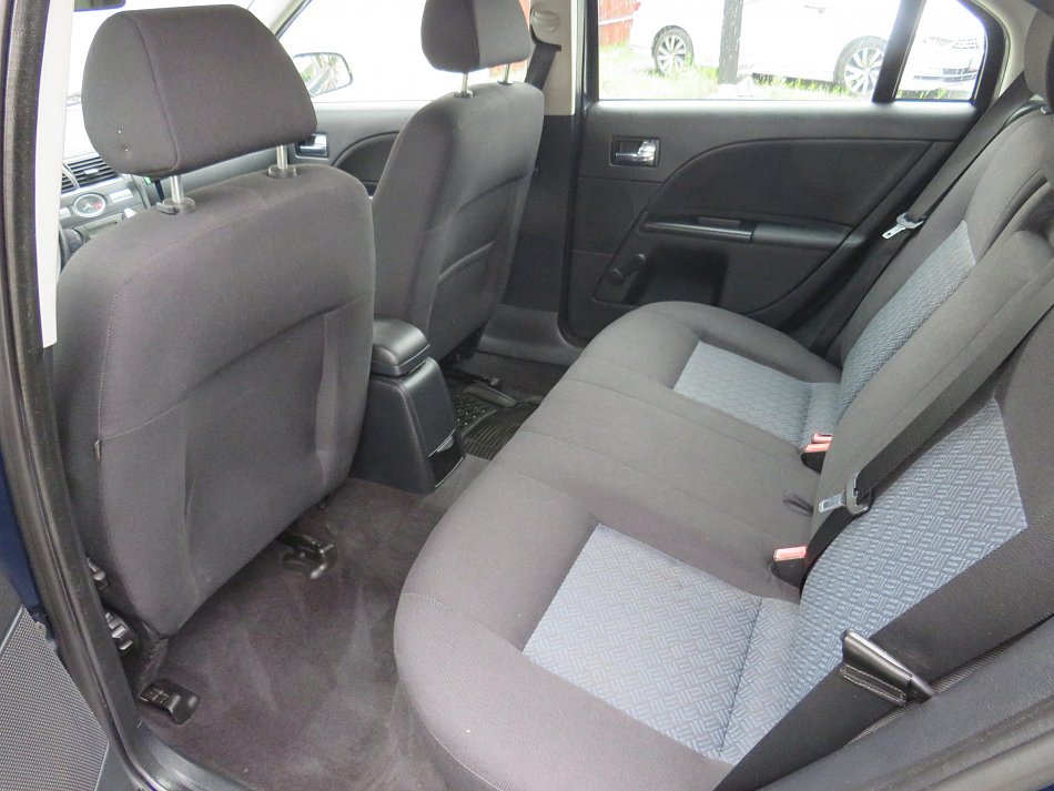 Ford Mondeo 1.8i 