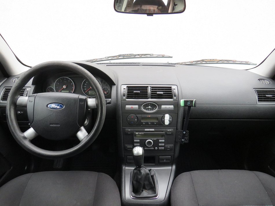 Ford Mondeo 1.8i 