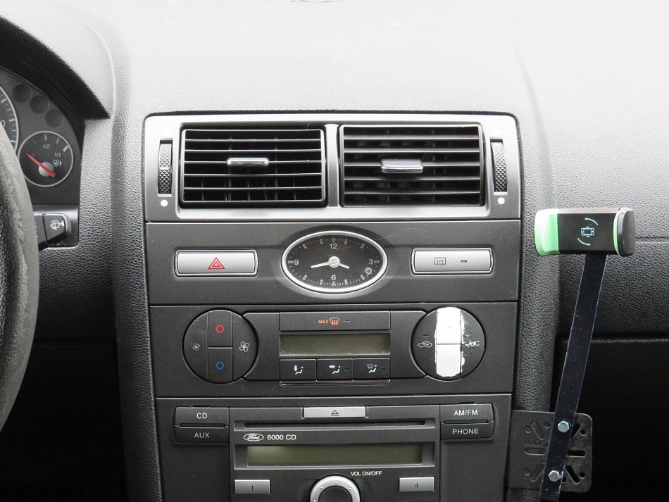 Ford Mondeo 1.8i 