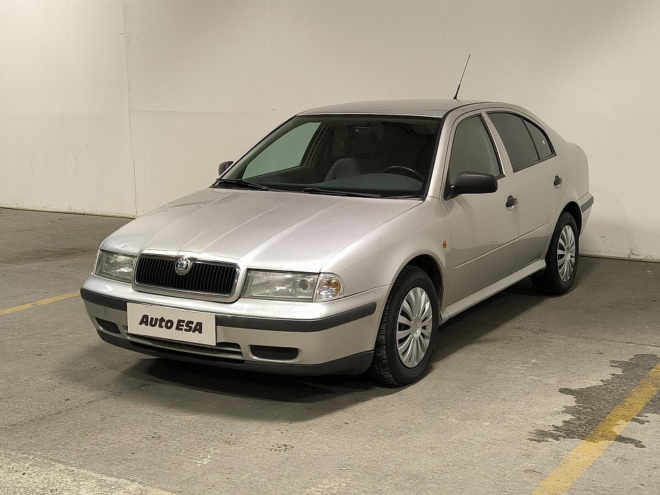 Škoda Octavia 1.6i 