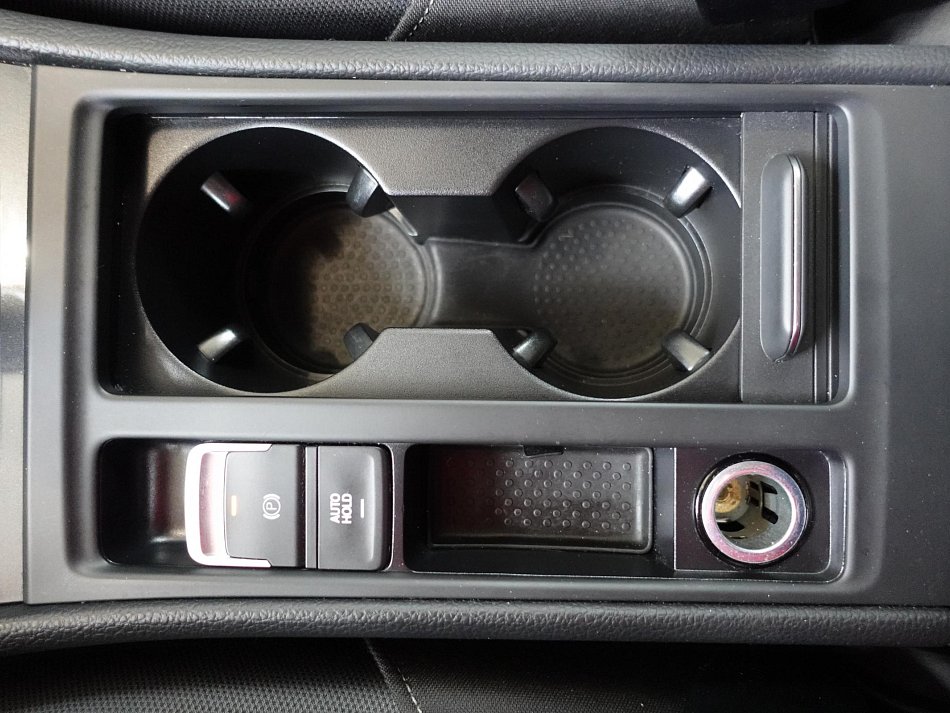Volkswagen Golf 1.0TSi 