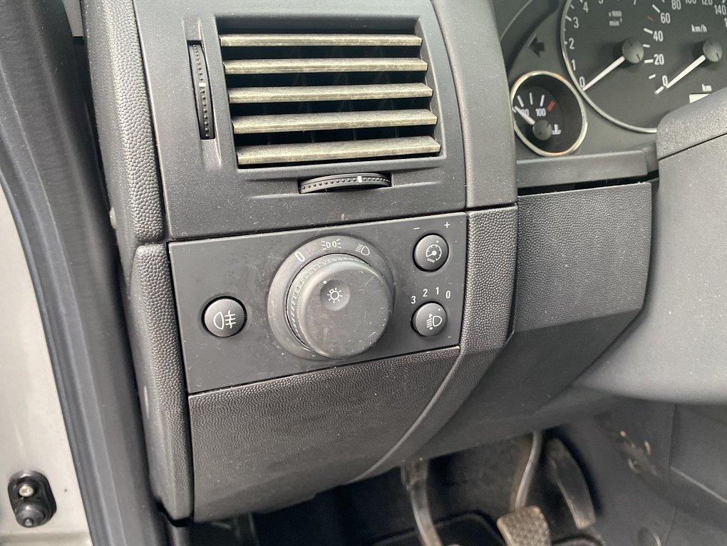 Opel Meriva 1.6i Edition