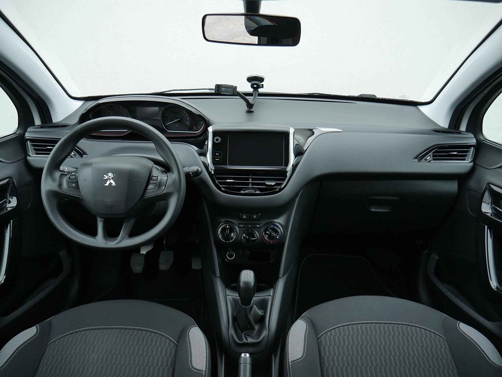 Peugeot 208 1.2 PT 