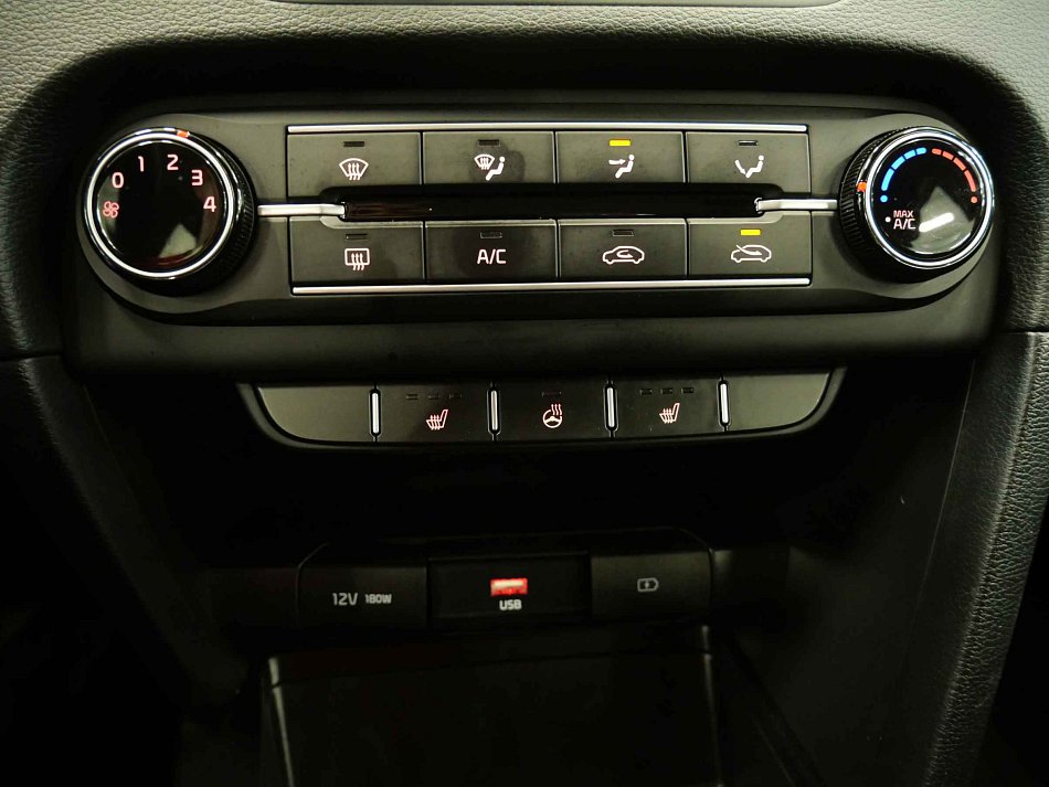 Kia Ceed 1.5T-GDi 