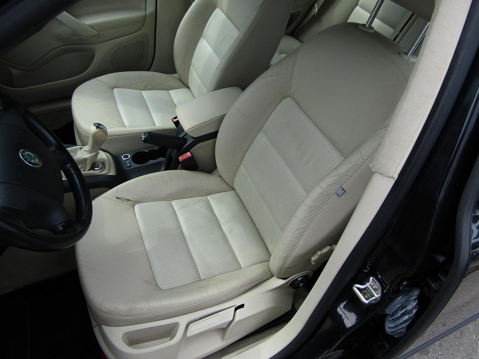 Škoda Octavia II 1.9 TDi Elegance