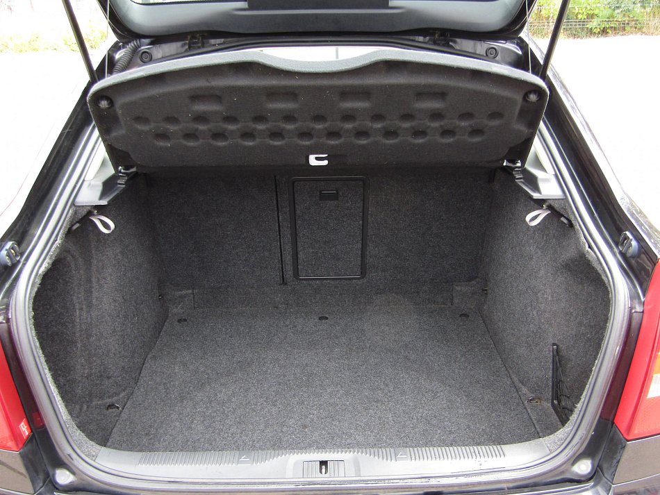 Škoda Octavia II 1.9 TDi Elegance