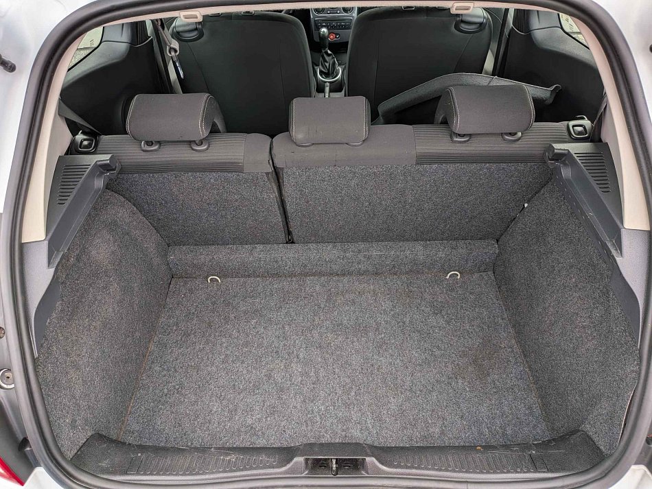 Renault Clio 1.2i 