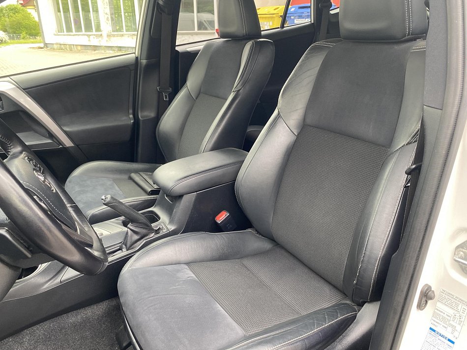 Toyota RAV4 2.0VVT-i  4x4