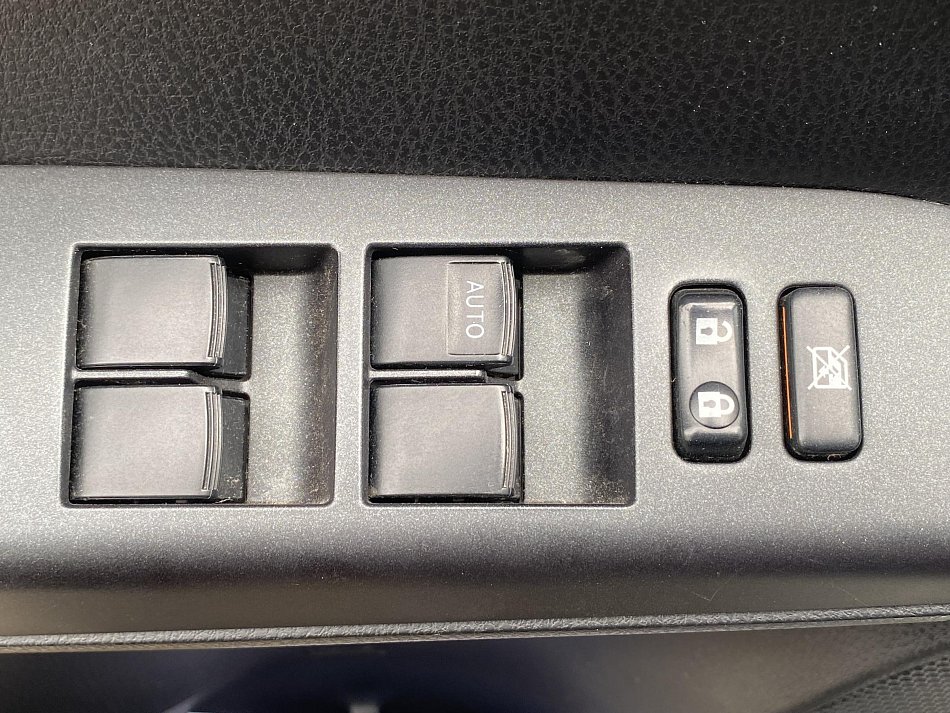 Toyota RAV4 2.0VVT-i  4x4