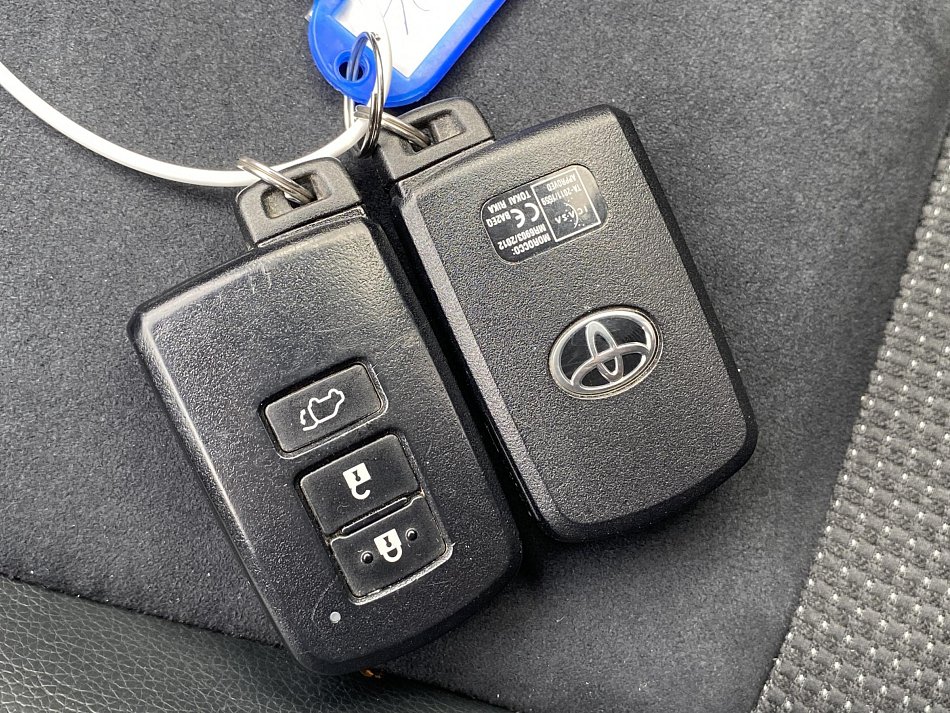 Toyota RAV4 2.0VVT-i  4x4