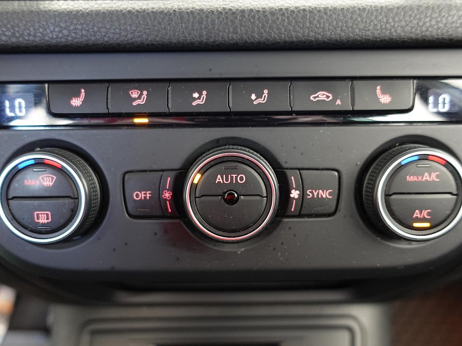 Volkswagen Tiguan 1.4TSi 