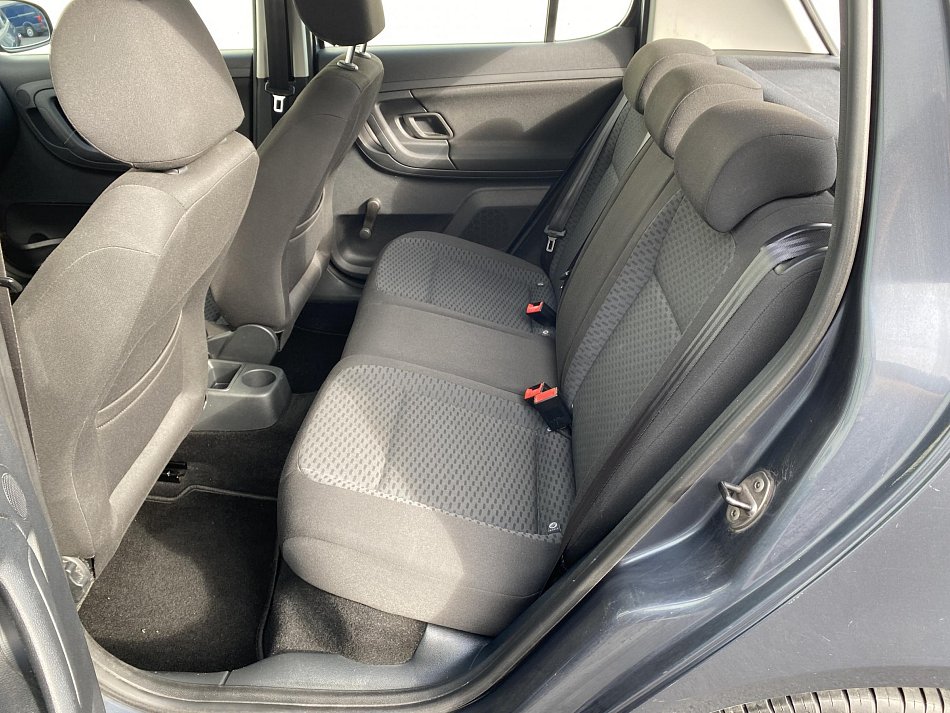 Škoda Fabia II 1.2 TSi Ambiente