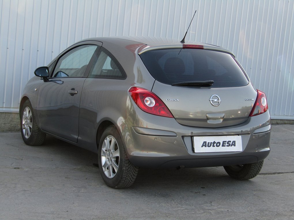Opel Corsa 1.2 i 