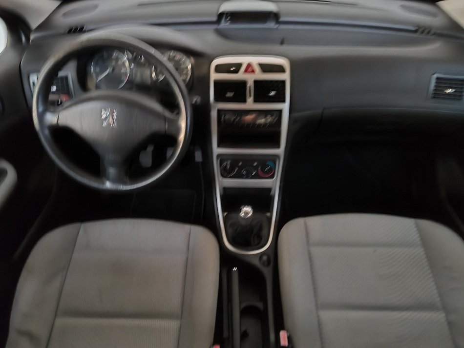Peugeot 307 1.4i 
