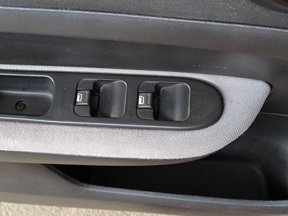 Peugeot 307 1.4i 