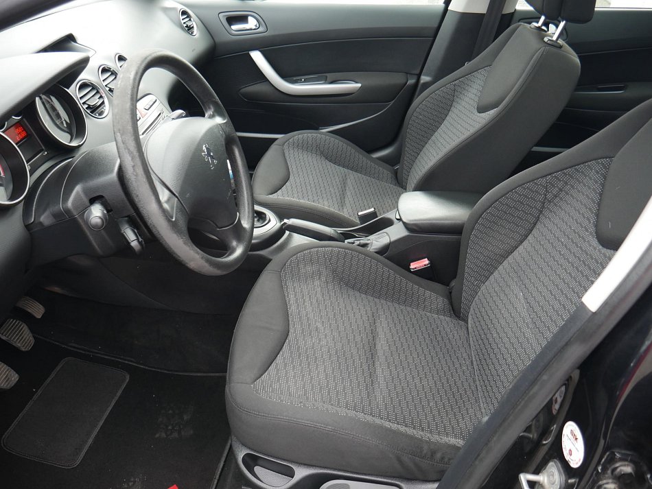 Peugeot 308 1.6 HDi 