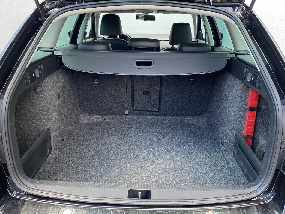 Škoda Octavia III 2.0 TDi Scout 4x4