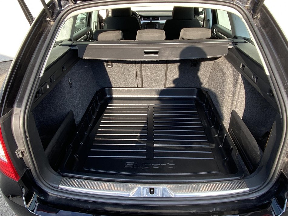 Škoda Superb II 1.6 TDi Ambition