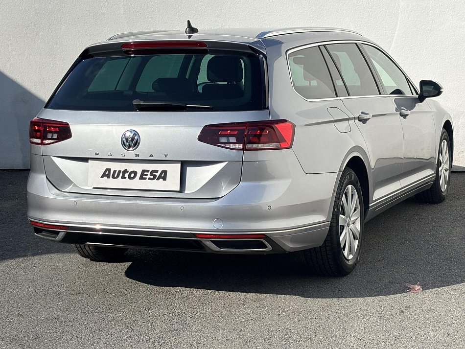 Volkswagen Passat 2.0 TDi R-Line