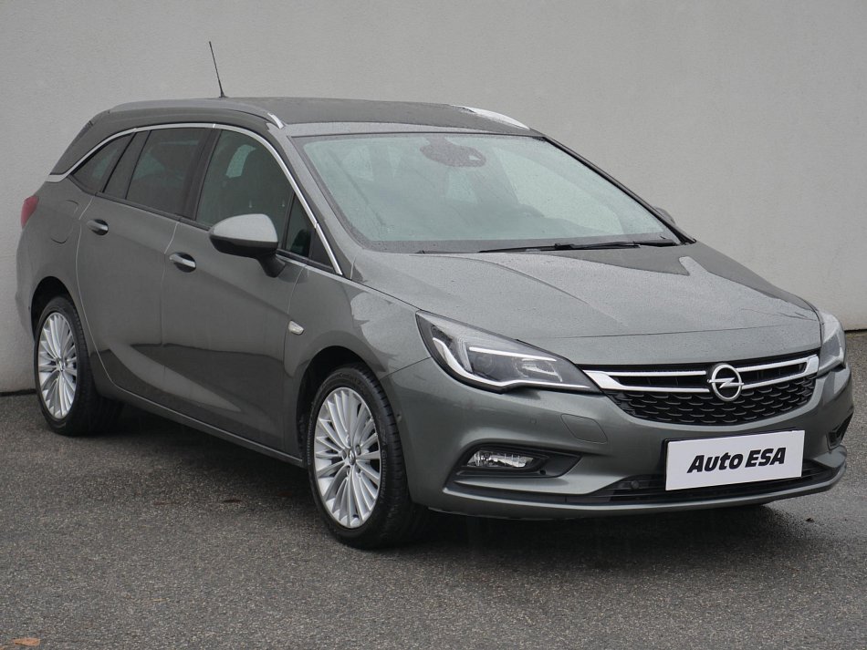 Opel Astra 1.4 T Cosmo
