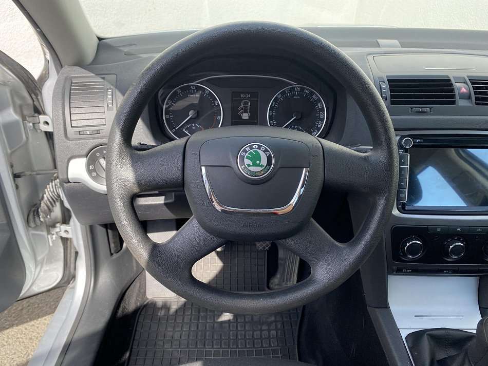 Škoda Octavia II 1.4 TSi Ambiente