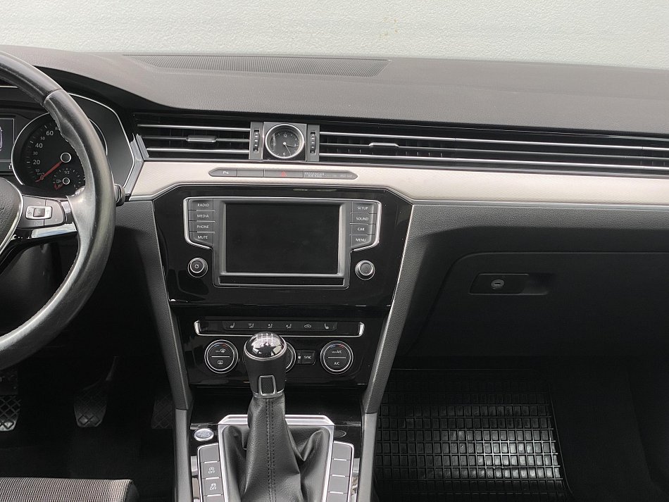 Volkswagen Passat 2.0 TDi Comfortline