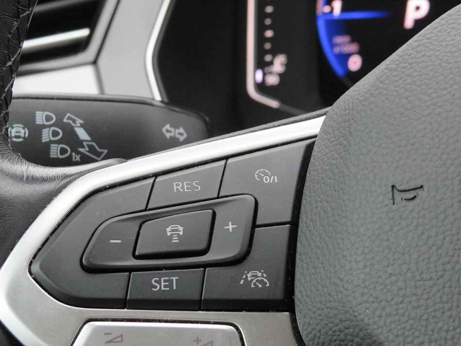 Volkswagen Passat 2.0 TDi Business