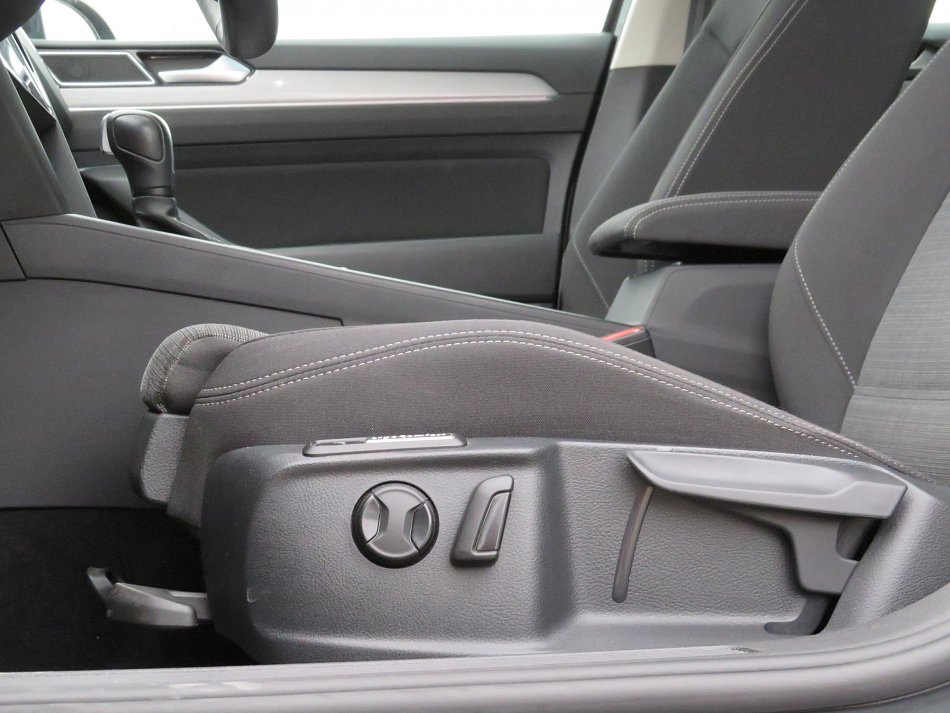 Volkswagen Passat 2.0 TDi Business