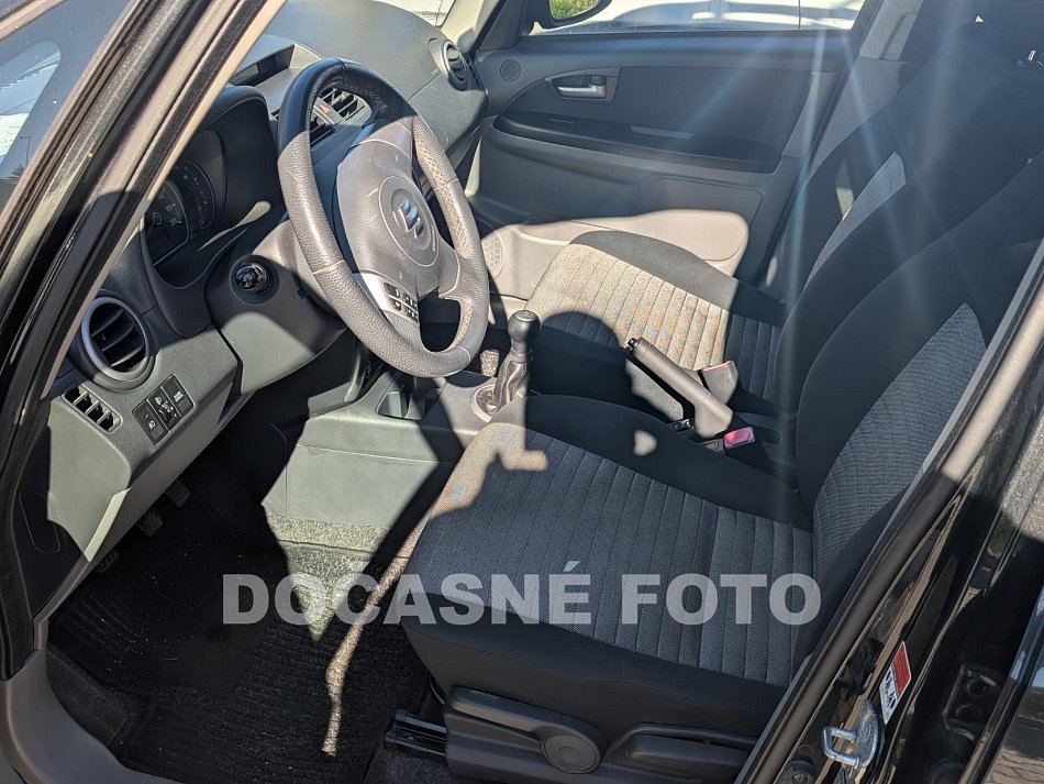 Suzuki SX4 1.6i  4x4
